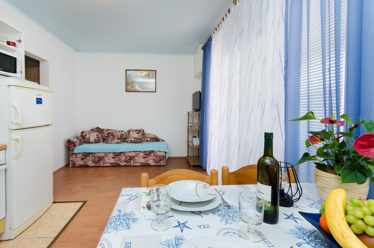Apartments Mijatovic Лопар Екстер'єр фото