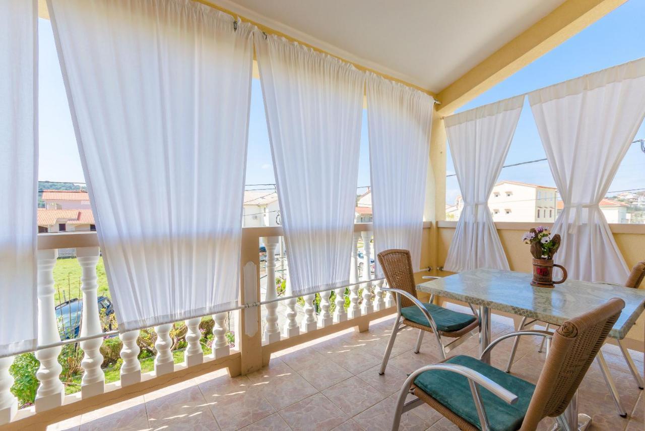 Apartments Mijatovic Лопар Екстер'єр фото